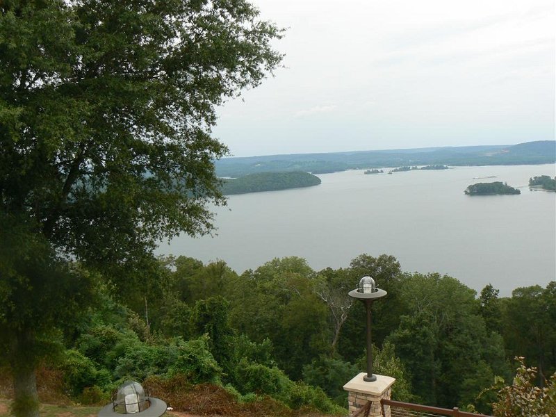 093-View from the lodge.JPG